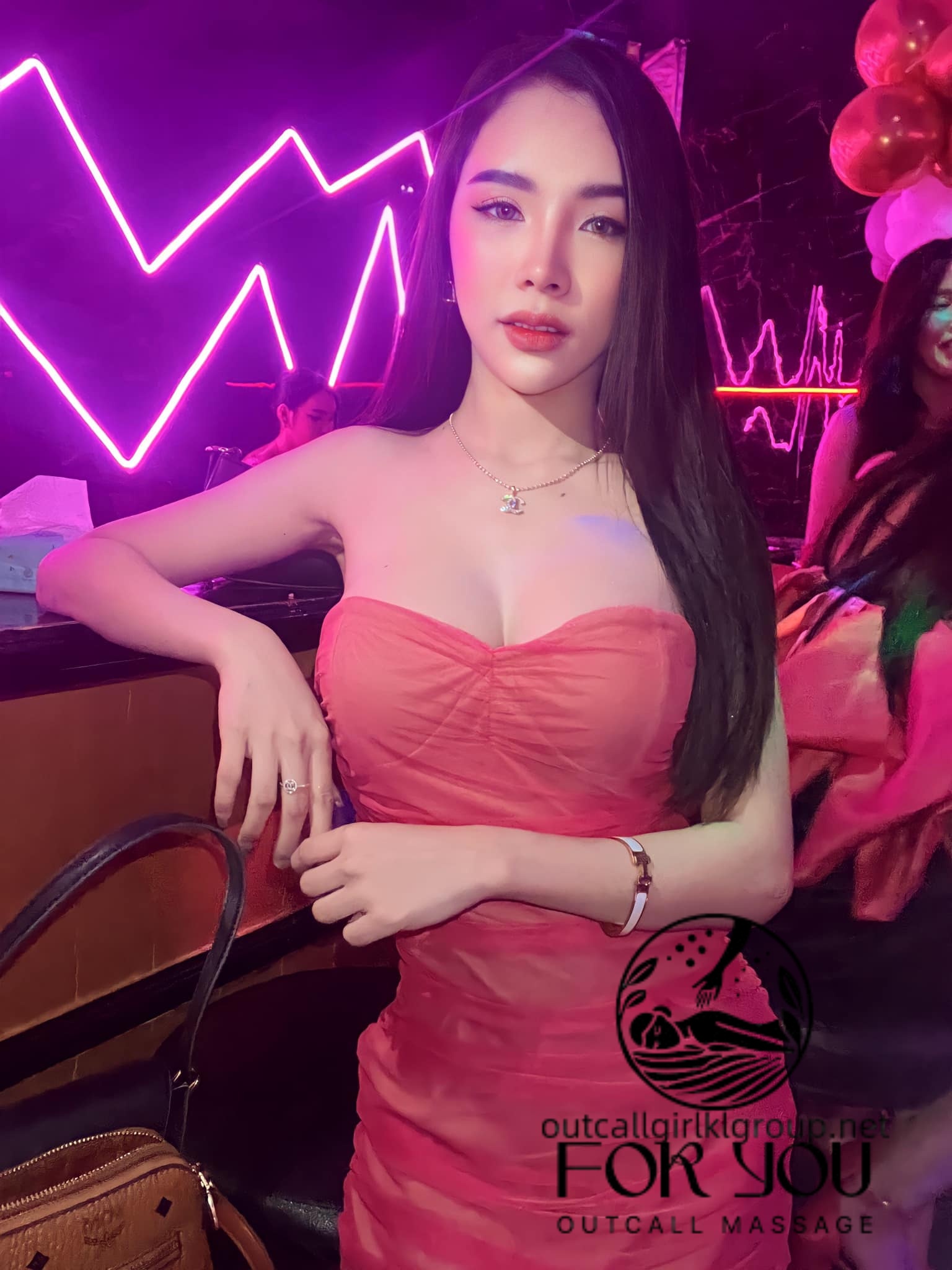 Out call girl welcome to call usenter the website and booking the escort girlkl area availebleescort girl in kuala lumpur